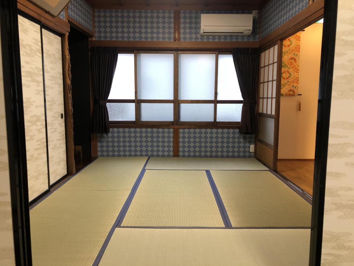 Вилла Taisho Aburaya Такаяма Экстерьер фото